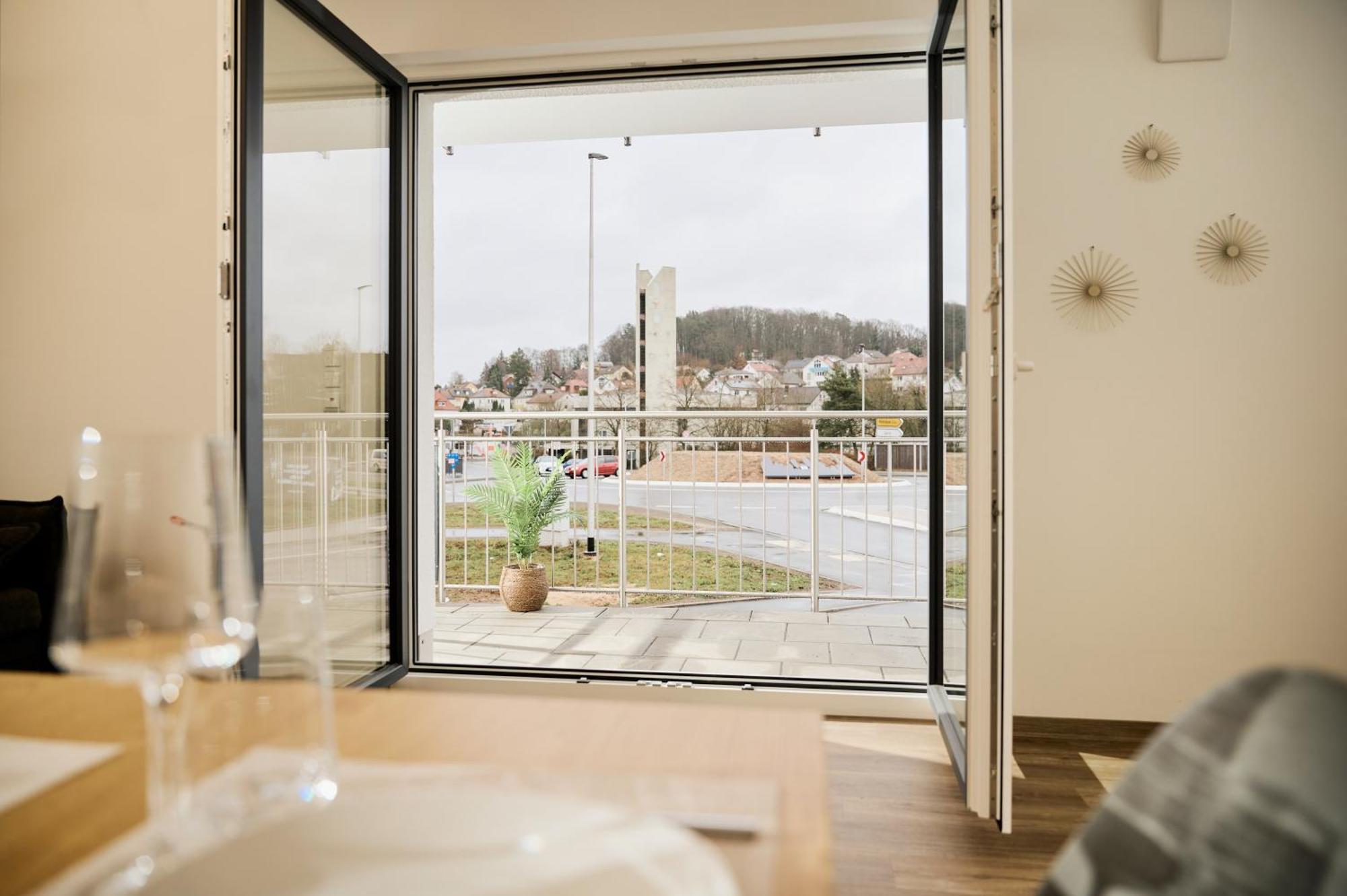 Moderne Apartments Mit Highspeed-Wlan Und Gratis-Tiefgarage Ihr Perfekter Rueckzugsort Nahe Dem Zentrum Und Der Therme I Barrierearm Bad Kissingen Exteriör bild